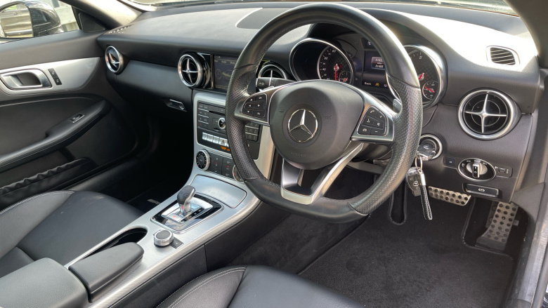 Mercedes-Benz SLC 200 AMG Line 2dr 9G-Tronic Petrol Roadster